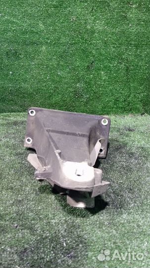 Кронштейн опоры двигателя BMW 5 серия