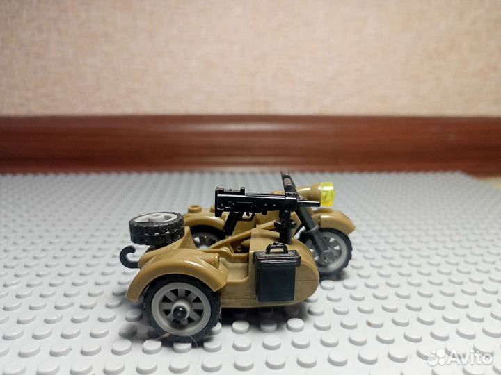 Лего мотоциклы три штуки обычных две с люлькой