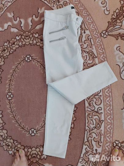 Брюки капри