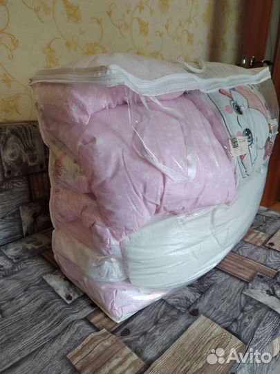 Комплект в детскую кроватку