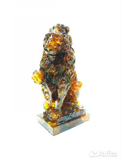 Статуэтка Лев