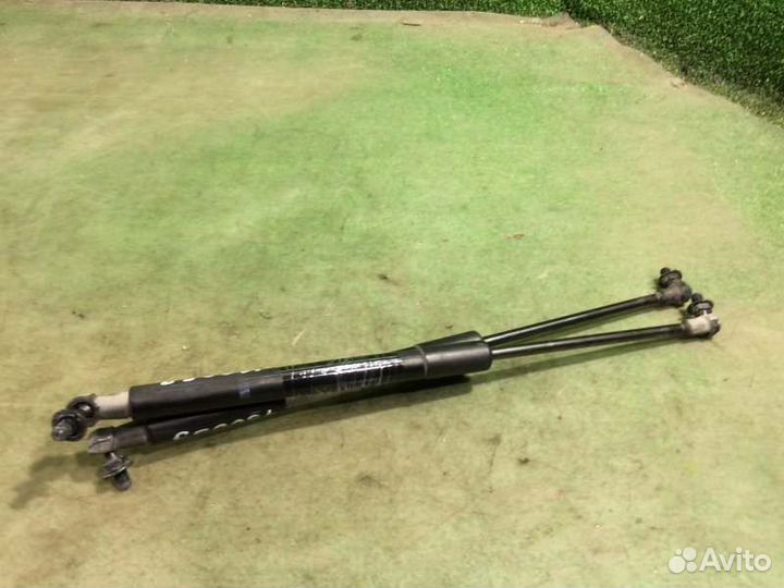 Амортизатор двери багажника Toyota Passo KGC30 1KR