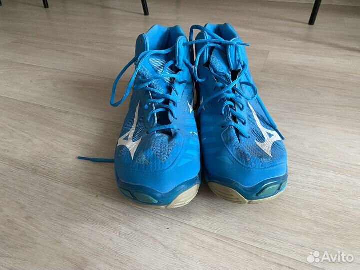 Волейбольные кроссовки Mizuno wave lightning Z4