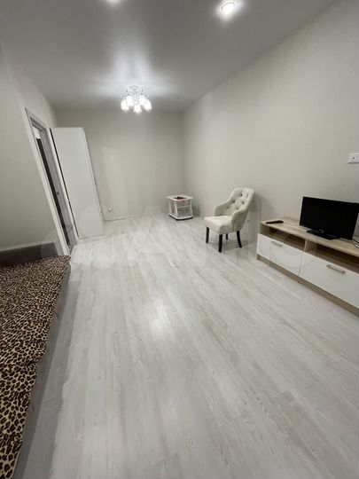 1-к. квартира, 44 м², 10/14 эт.