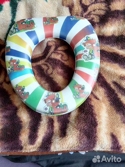 Крышка для унитаза новая