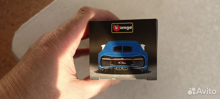Модель автомобиля bugatti chiron