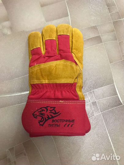 Перчатки Восточные тигры G130