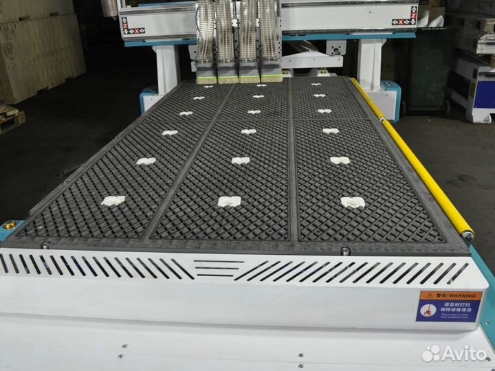 Фрезерный станок по дереву с чпу LTT 1325-4A