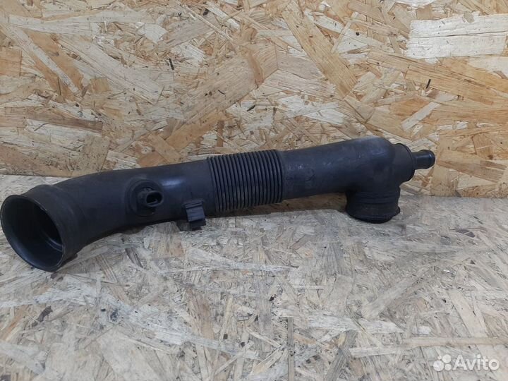 Патрубок дроссельной заслонки Opel Corsa D