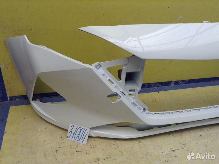 Hyundai Solaris бампер передний цвет белый