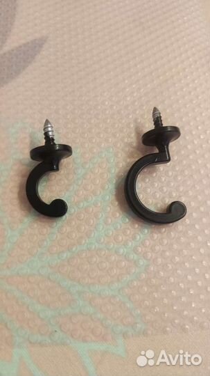 Мебельные крючки