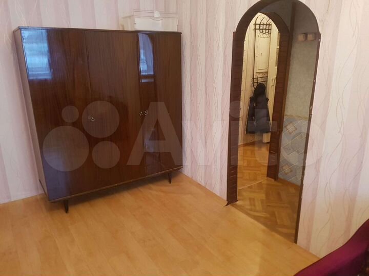 1-к. квартира, 32 м², 1/4 эт.