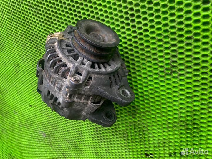 Генератор на Mitsubishi 91-01 Pajero 2,8 TDI 90А