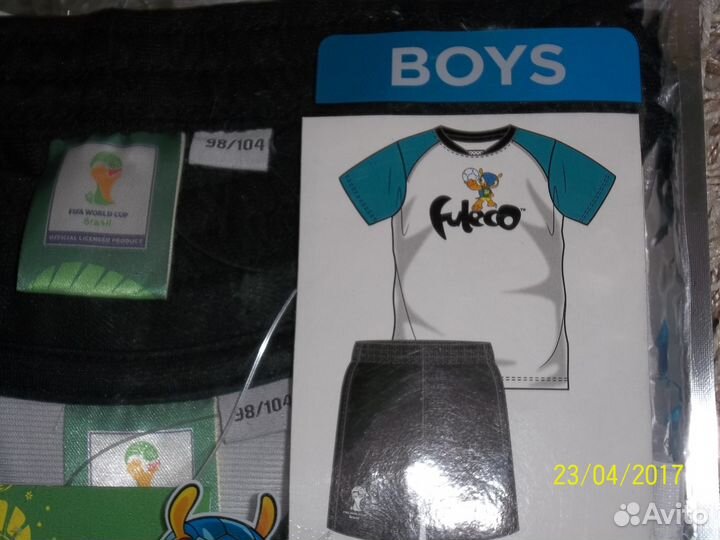Костюм новый в упаковке на мальчика 98-104