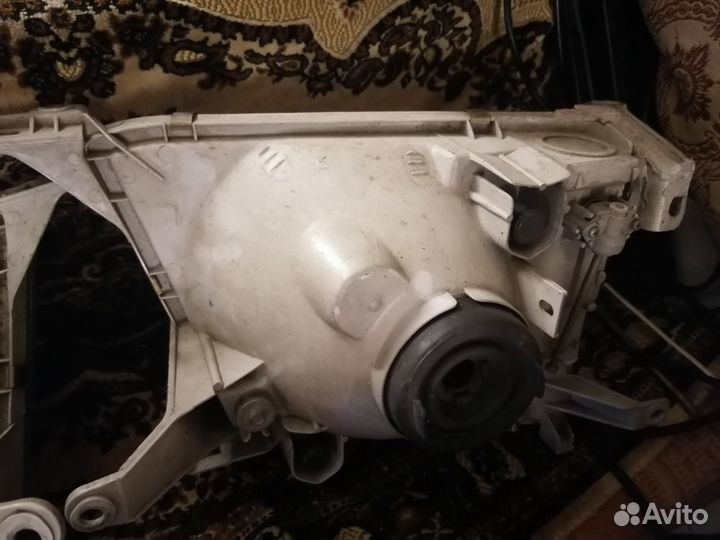 Фары на LC Prado 95