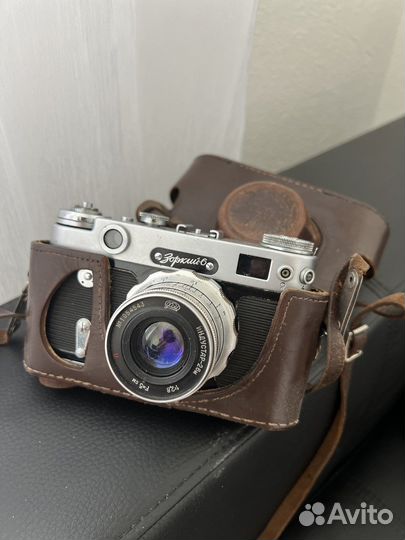 Плёночный фотоаппарат Зоркий - 6