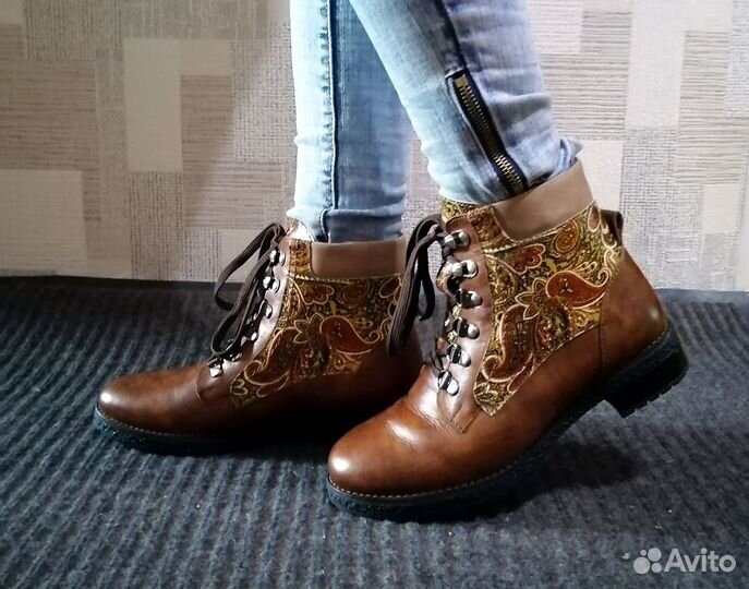 Ботинки женские зимние, нат.кожа и мех р.38,39