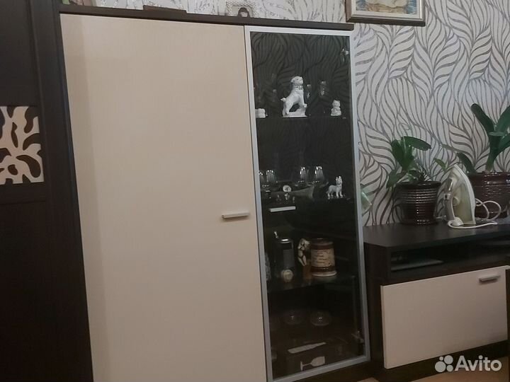 Стенка в гостиную бу