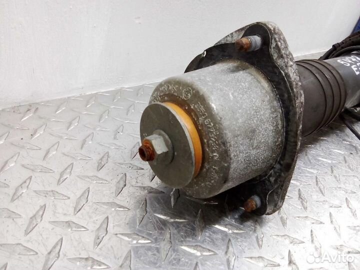 Амортизатор задний левый BMW X5
