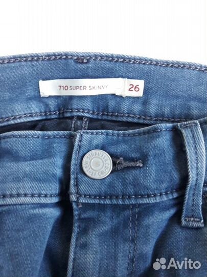 Джинсы и рубашка Levi'S