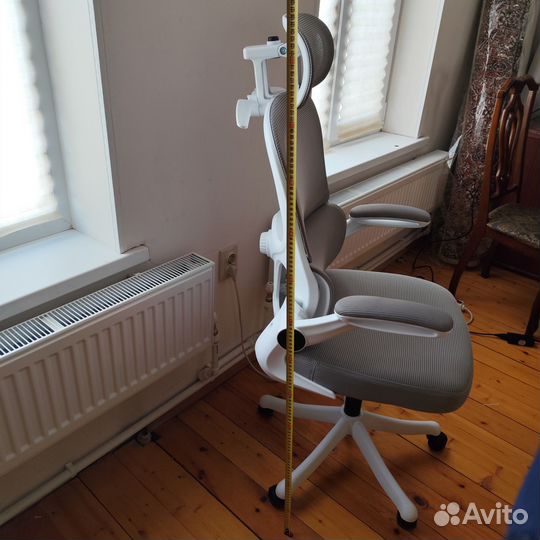 Офисное кресло