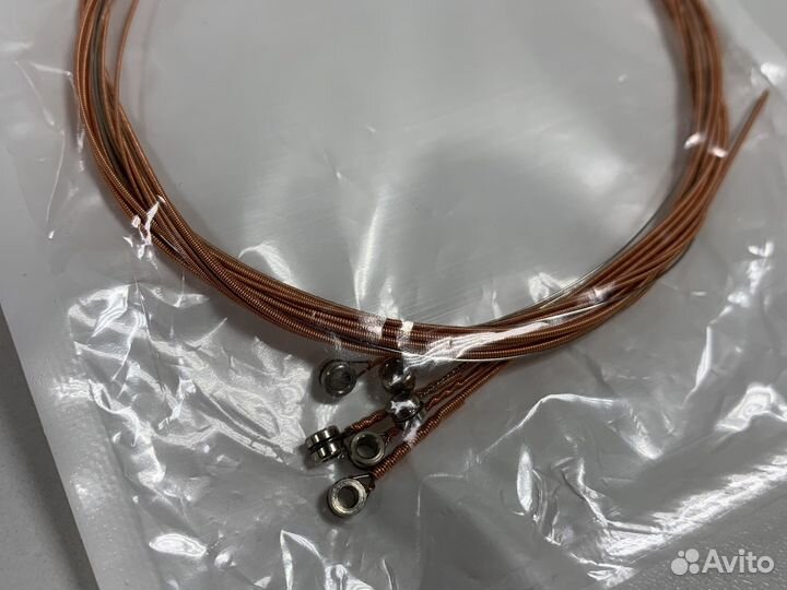 Новые струны для гитары