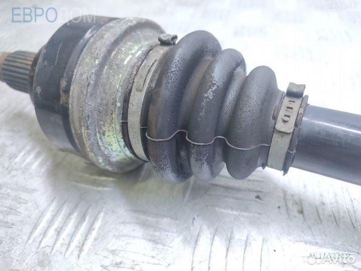 Привод задний правый b48 на BMW F30 s1152349