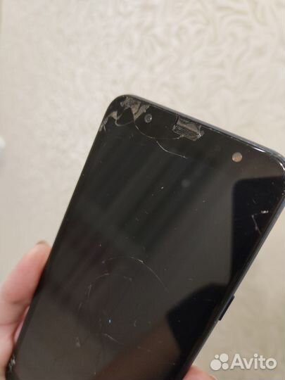 Samsung Galaxy A6+, 3/32 ГБ