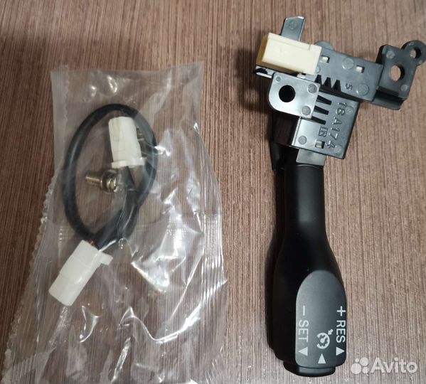 Переключатель круиз контроля Toyota