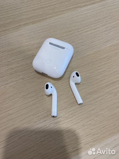 Apple Airpods 1 Оригинал