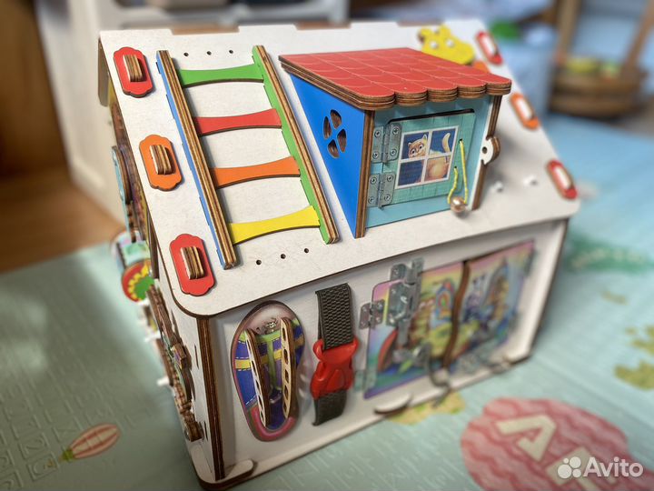 Бизиборд домик со светом большой