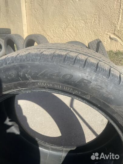 Pirelli Scorpion 275/45 R21 и 315/40 R21