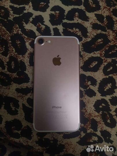 iPhone 7, 128 ГБ