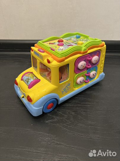 Музыкальные развивающие игрушки разные много