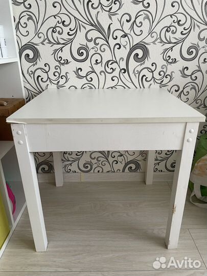 Детский стол и стул