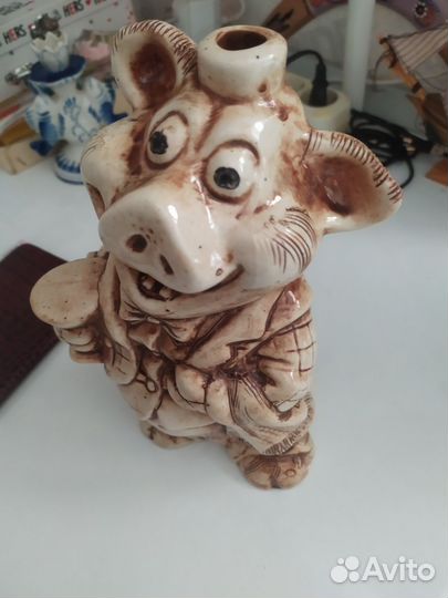 Штоф, тара в форме свиньи