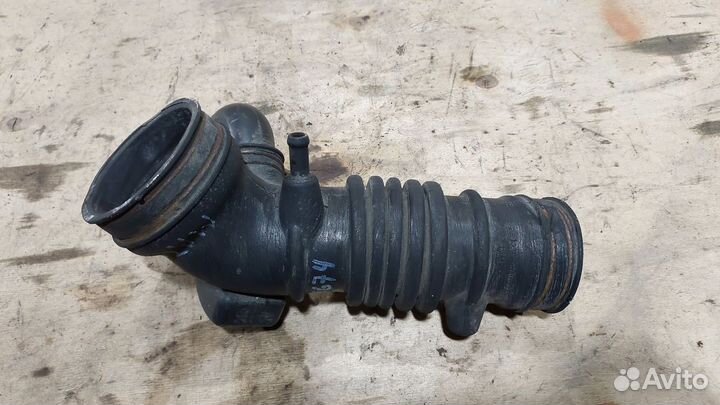 Патрубок воздушного фильтра Hyundai Matrix G4ED