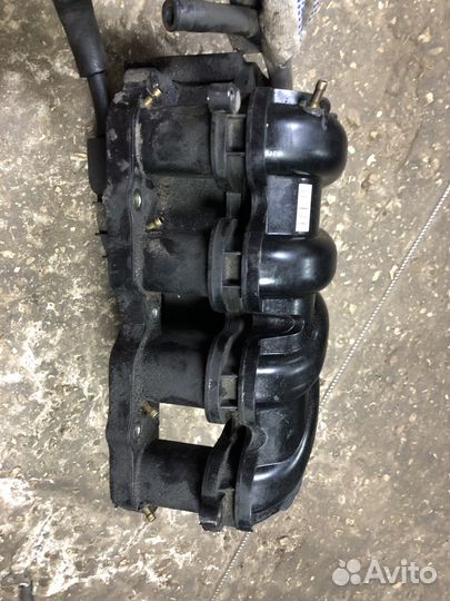 Впускной коллектор Hyundai solaris