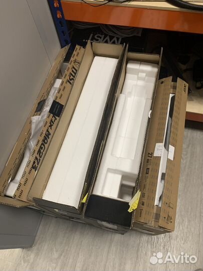 Коробки от MSI Optix MAG273 Acer KG272 KG272
