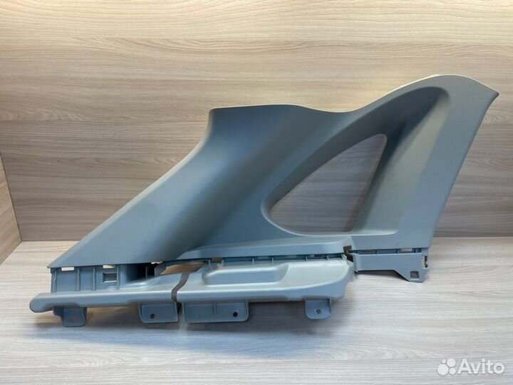 Обшивка стойки задняя левая LADA X-Ray Cross