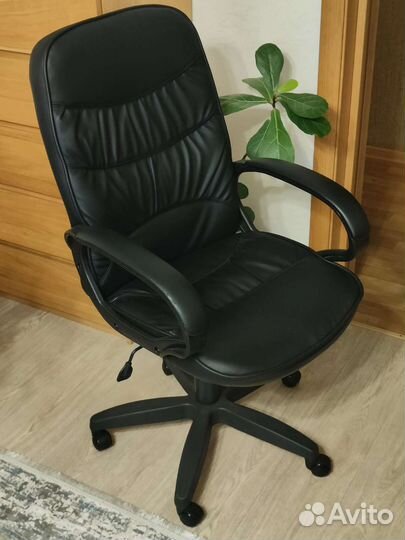 Компьютерное кресло бу