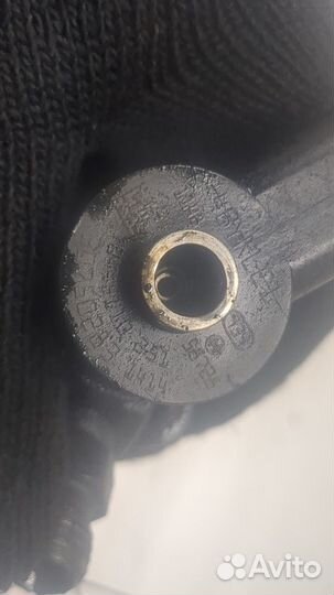 Форсунка топливная Volvo XC90, 2005