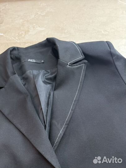 Костюм женский