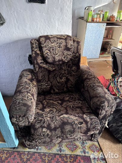 Диван и 2 кресла