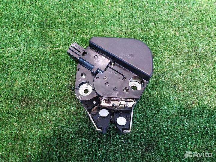 Замок крышки багажника Honda Accord 8 (CU) 2009