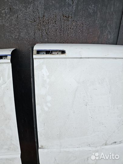 Задние двери volkswagen t 6 под ремонт