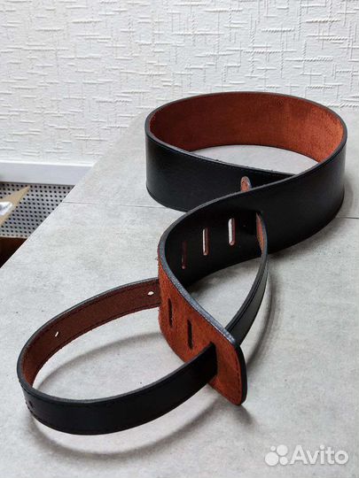 Кожаный гитарный ремень