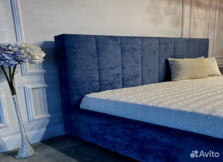 Кровать с механизмом