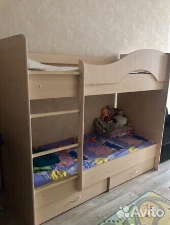 Детская двухъярусная кровать