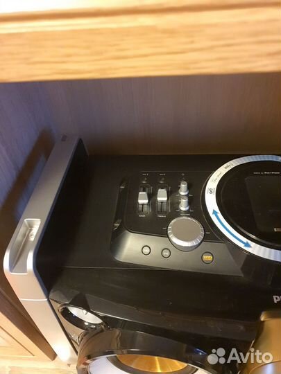 Музыкальный центр philips
